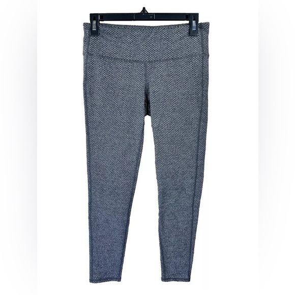 Athleta Pants - Athleta Sz Small Chaturanga Legging Herringbone Yoga Textured Gray Cropped